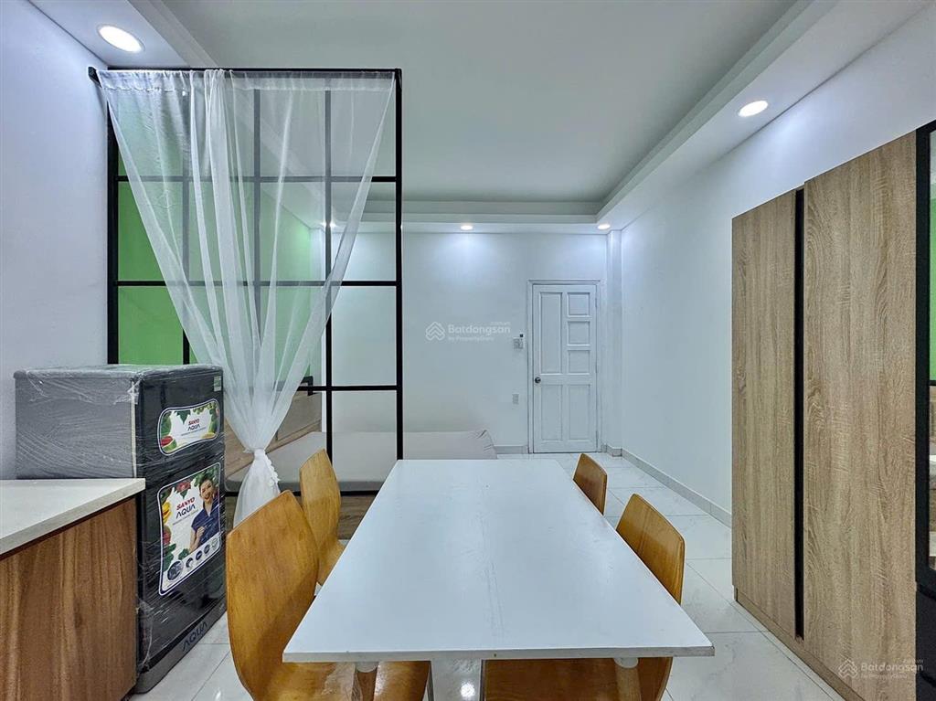 Bán căn hộ dịch vụ 10 phòng hẻm phan huy ích gần siêu thị emart, thu nhập 50 triệu/tháng