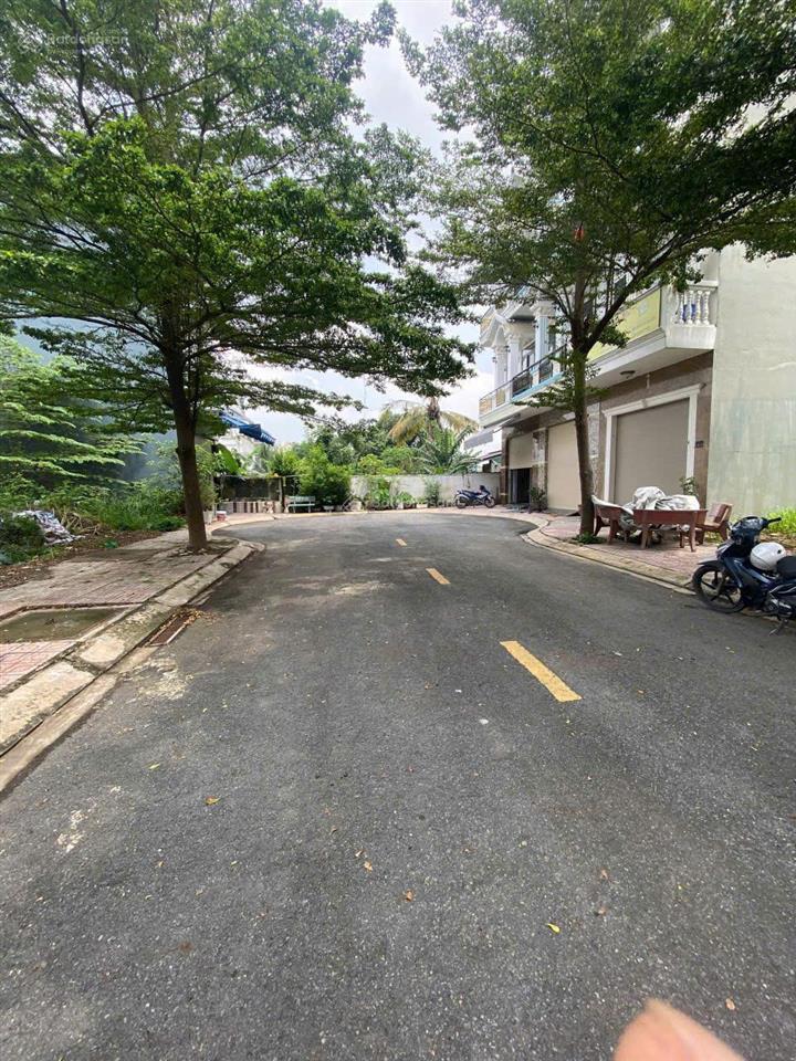 Bán đất tại khu nhà ở phú hồng khang  phú hồng đạt (hẻm đầu tiên)  72m2