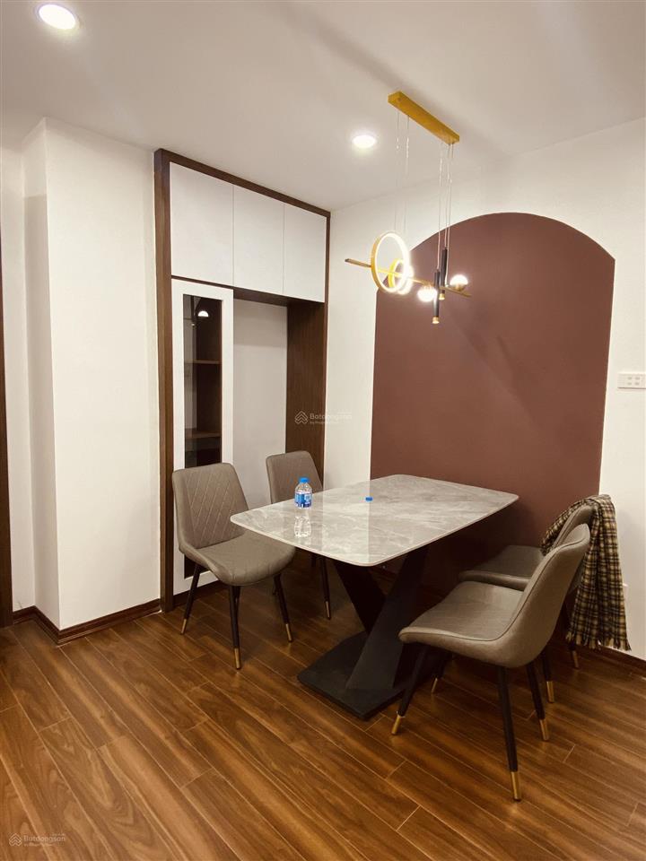 Bán chung cư nơ 14 khu đô thị định công. lô góc 2 ngủ vị trí siêu đẹp. dt 63m2. giá 4.8 tỷ