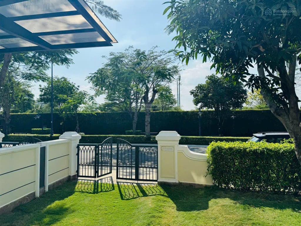Bán bt song lập verosa khang điền, view trực diện công viên trục chính, dt 8x29m