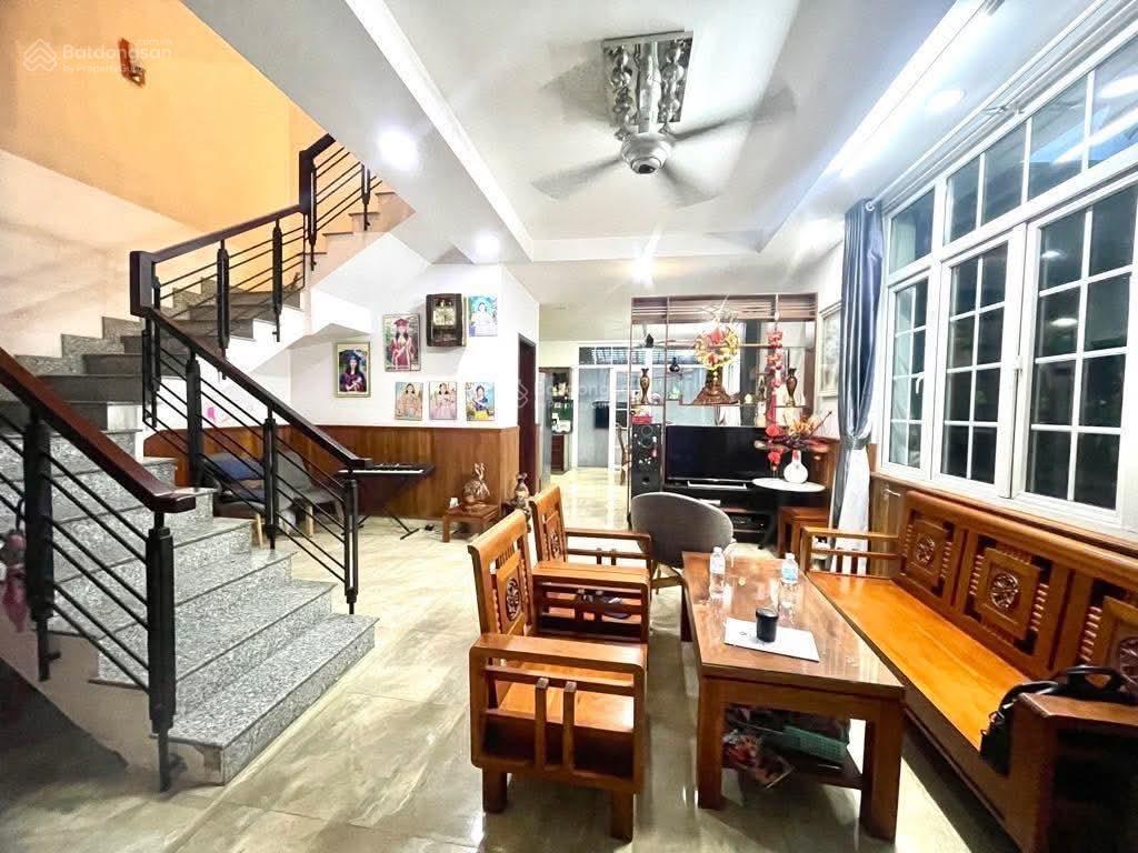 Bán biệt thự song lập topia 8x20m, sổ đầy đủ, full nội thất