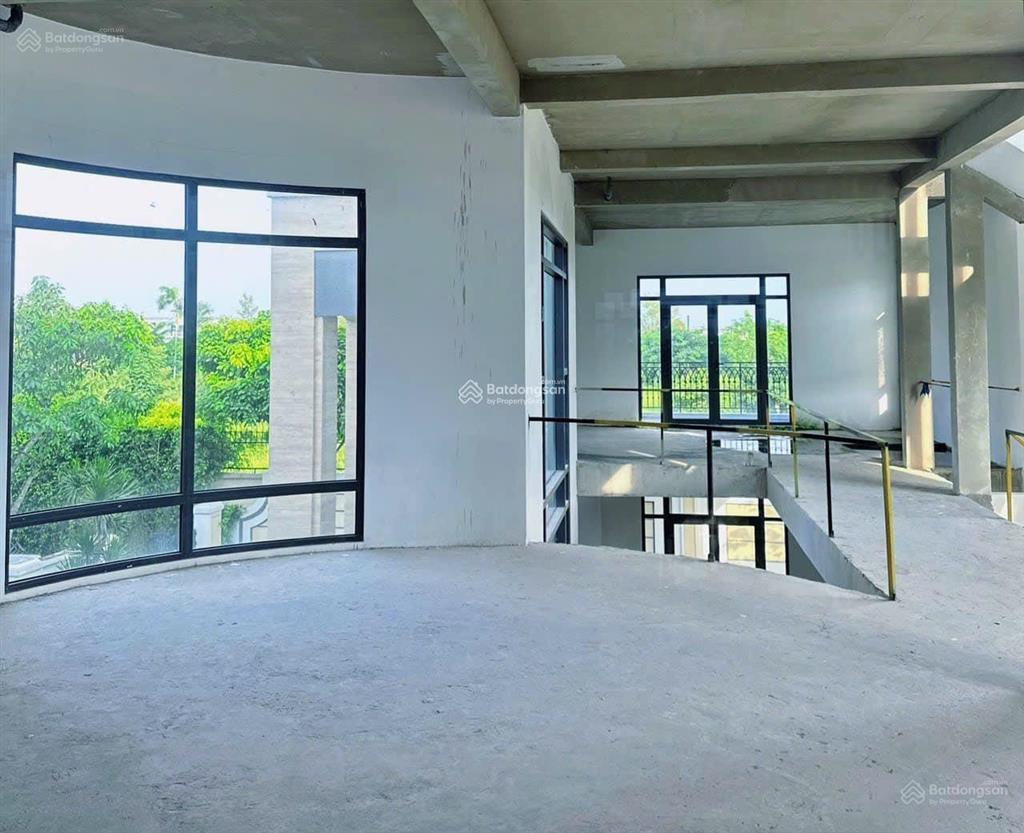 Bán duy nhất 1 căn biệt thự đơn lập verosa park giá khoảng 123 triệu/m2 căn góc siêu đẹp