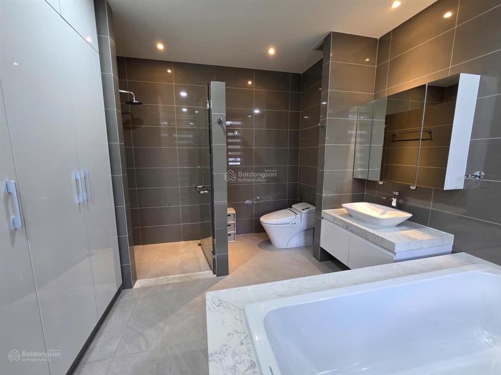 Bán biệt thự lucasta khang điền 9.5mx17.5m hướng nam mát mẻ
