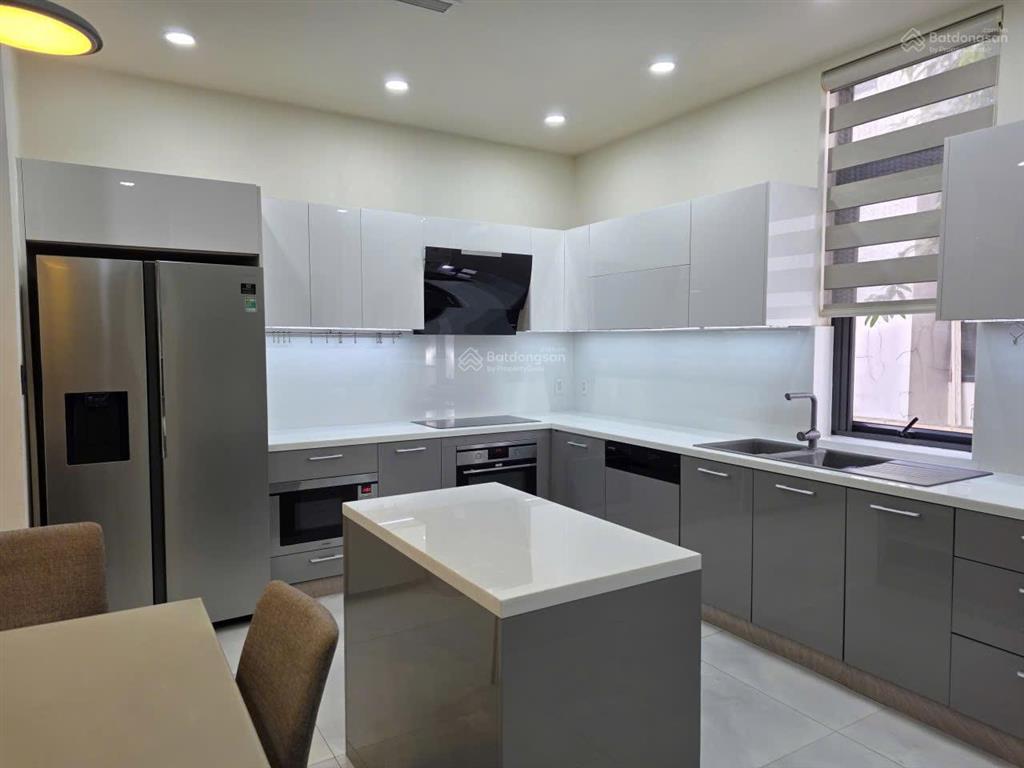 Bán biệt thự lucasta khang điền 9.5mx17.5m hướng nam mát mẻ