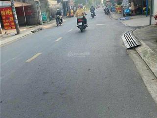 Nhà 4x23m. đúc 1 trệt 1 lầu mới 100%.