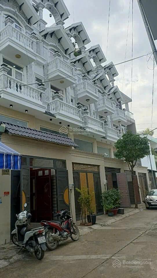 Bán nhà hxh đường số 16 phường bhh diện tích 4x18 đúc 1 trệt 2 lầu sân thượng bán 7,5 tỷ
