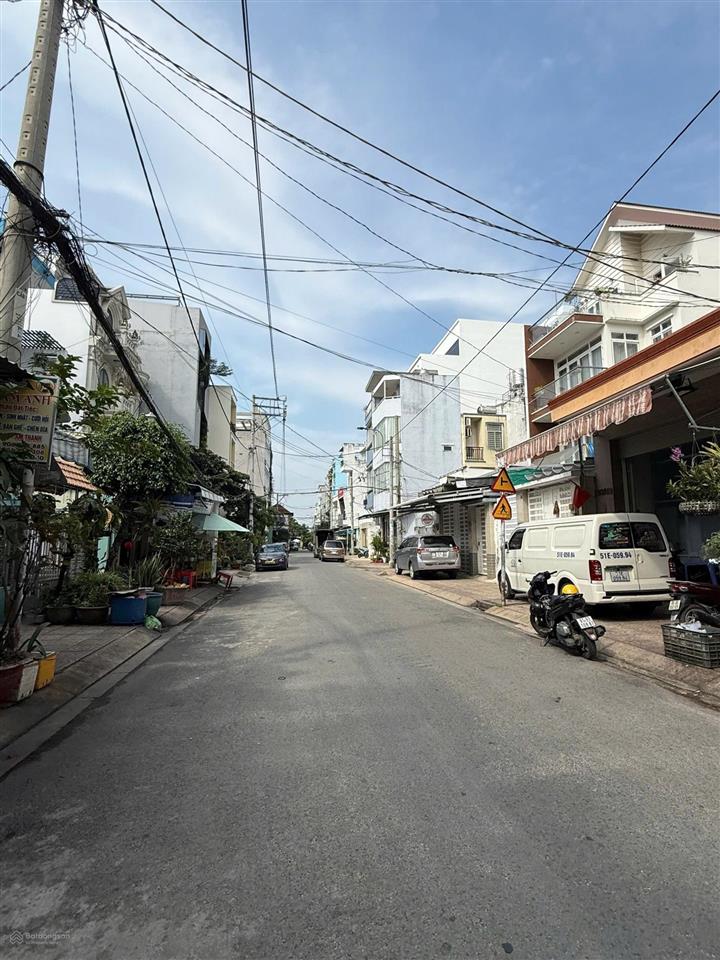 Nhà mặt tiền hẻm 23 đường nguyễn hữu tiến dt 6x20 cấp 4 bán 14,5 tỷ  0946 567 *** hiểu