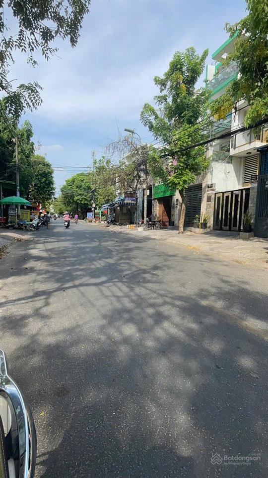 Bán lô đất góc 2 mặt tiền đường t6, phường tây thạnh dt 4x25 đất trống bán 13,5 tỷ  0946 567 ***