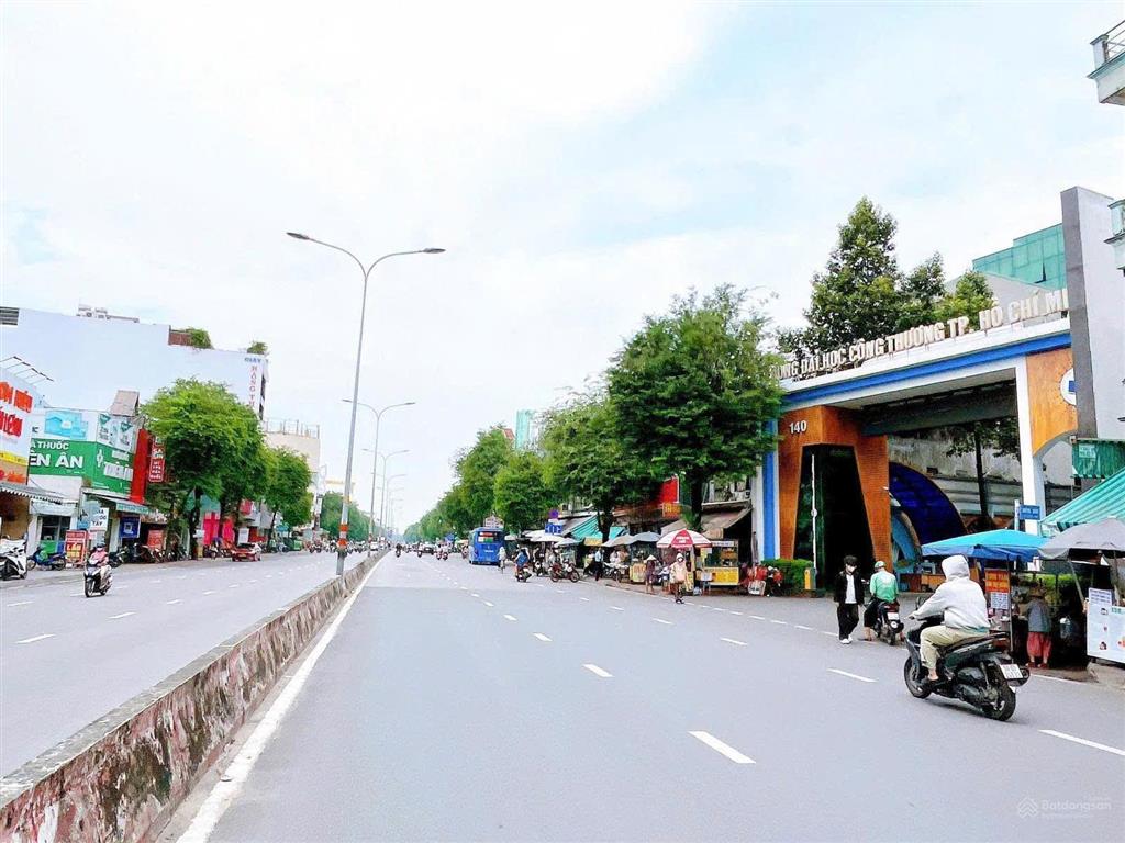 Nhà bán mặt tiền đường lê trọng tấn dt 8x20 đúc 1 trệt 3 lầu và 1 căn cấp 4 bán 38 tỷ