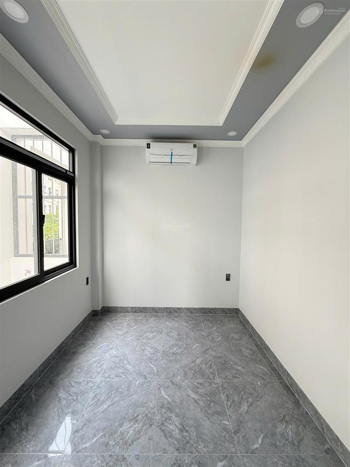 Bán nhà mặt tiền đường số 3 phường bhh diện tích 4x14,5 đúc 1 trệt 2 lầu bán 10,8 tỷ  0946 567 ***