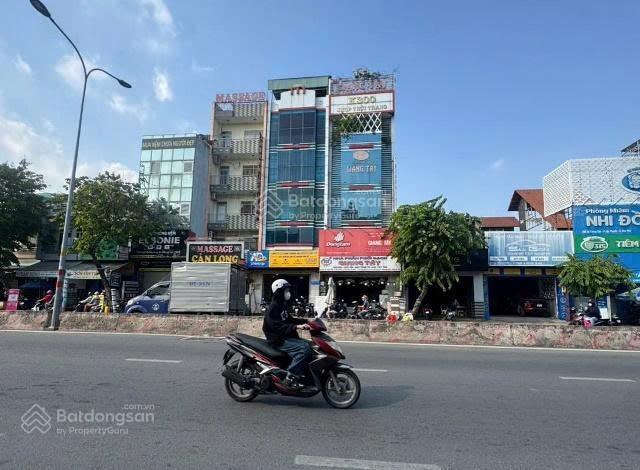 Bán nhà mặt tiền đường lê trọng tấn dt 6x25m, đúc 4,5 tấm bán 35 tỷ