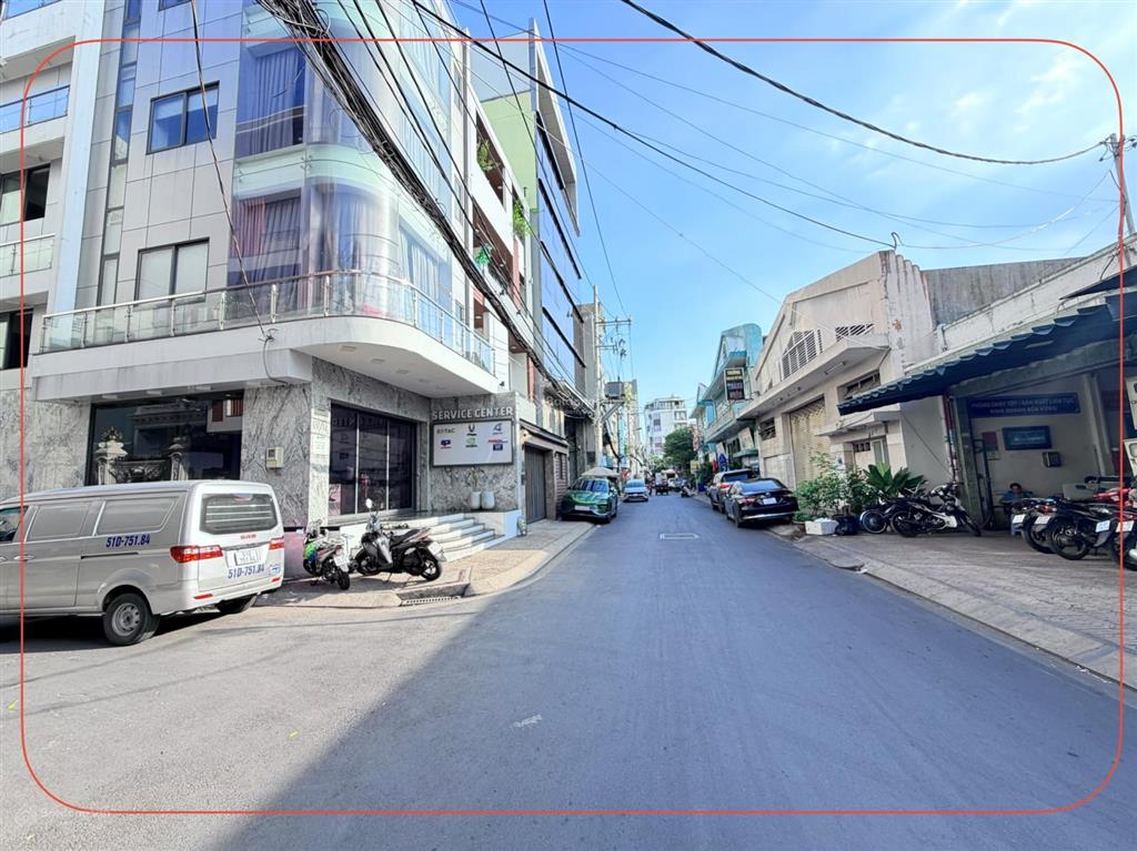 Bán nhà góc 2 mặt tiền 69 đường nguyễn cửu đàm dt 5x17,5 đúc 1 trệt 3 lầu bán 17,9 tỷ  0946 567 ***