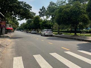 Bán nhà mặt phố tại kênh 19/5, 12 tỷ, 100m2, nhà mới, vị trí đắc địa