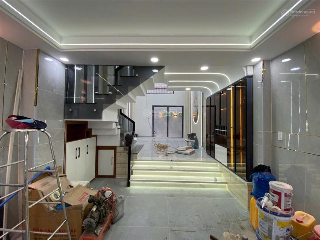 Bán nhà hẻm xe hơi đường số 3 nhà mới xây dt 4x13m đúc 1 trệt 3 lầu bán 6,4 tỷ