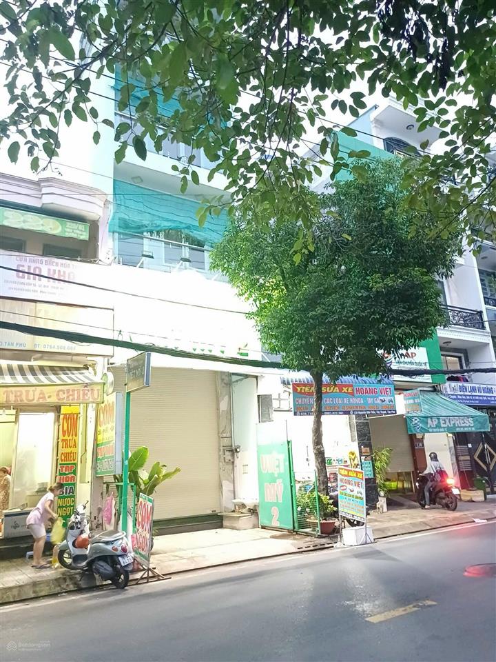 Bán nhà mặt tiền đường nguyễn hữu tiến, phường tây thạnh dt 4x18,5m đúc 3 tấm bán 13,85 tỷ 