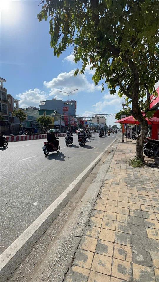 Bán tòa nhà mặt tiền lê trọng tấn, bình tân dt 750m2 đang cho ngân hàng thuê 150 triệu/tháng