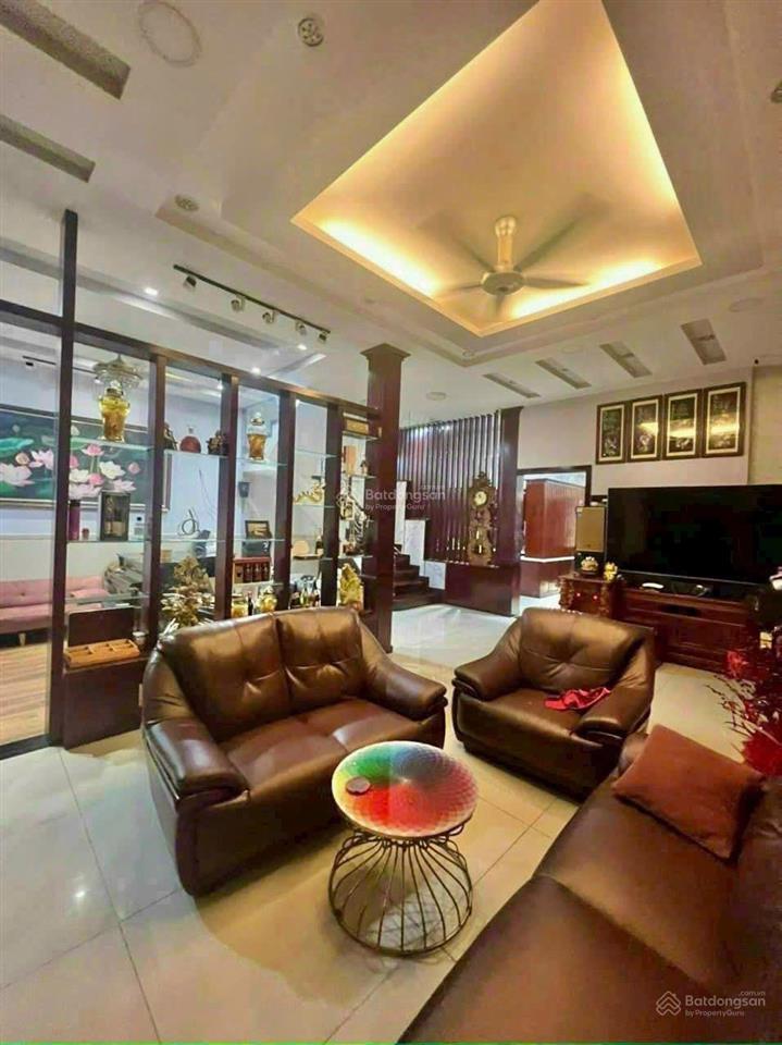 Cho thuê biệt thự đường số 4  phường tây thạnh  quận tân phú