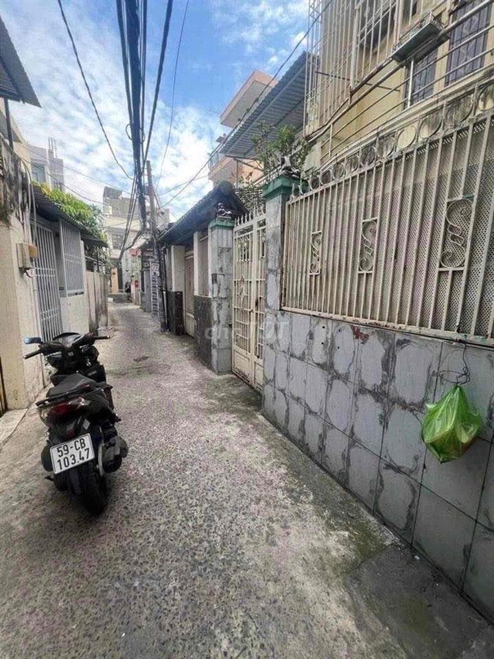 Nhà Q7 4x19, 1 lửng, Giá 4,750 tỷ. Sổ Hồng