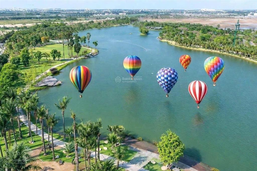 Căn hộ 3pn ( 108m2) view hồ thiên nga siêu rẻ 5tỷ 78