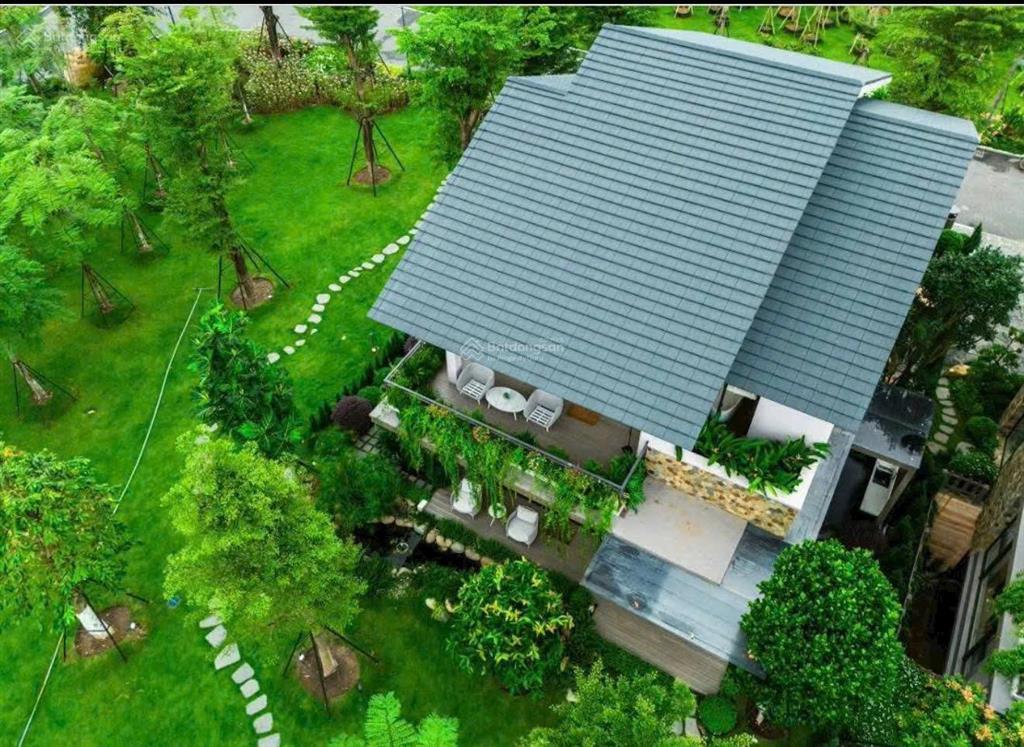 Biệt thự song lập eco retreat giá 16,328 tỷ view công viên rừng bách