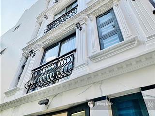 Bán nhà hẻm cầm bá thước, phú nhuận, dt 6x10m, 5 tầng, mới, full nội thất, giá 9.3 tỷ