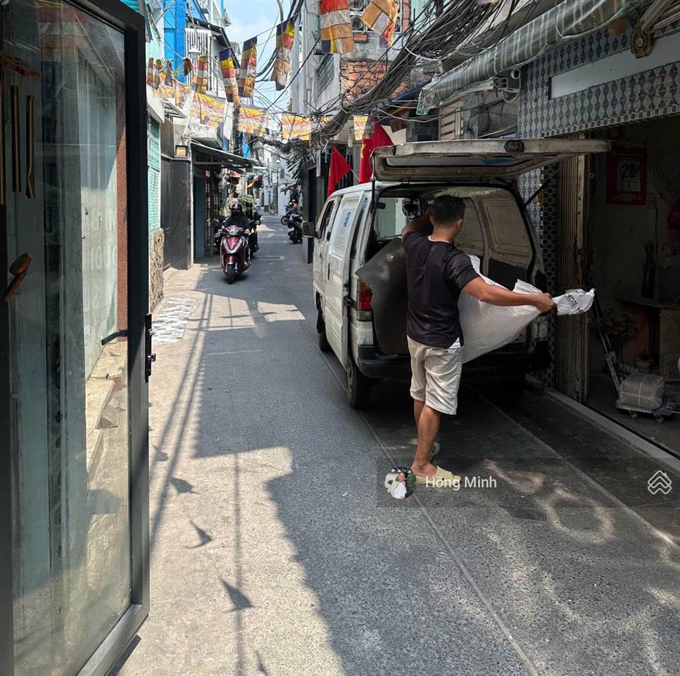 Bán nhà hẻm xe hơi xô viết nghệ tĩnh, p.21, bt, (2 chiều), dt 12m2, 3 tầng, mới, ở liền, 1.98 tỷ