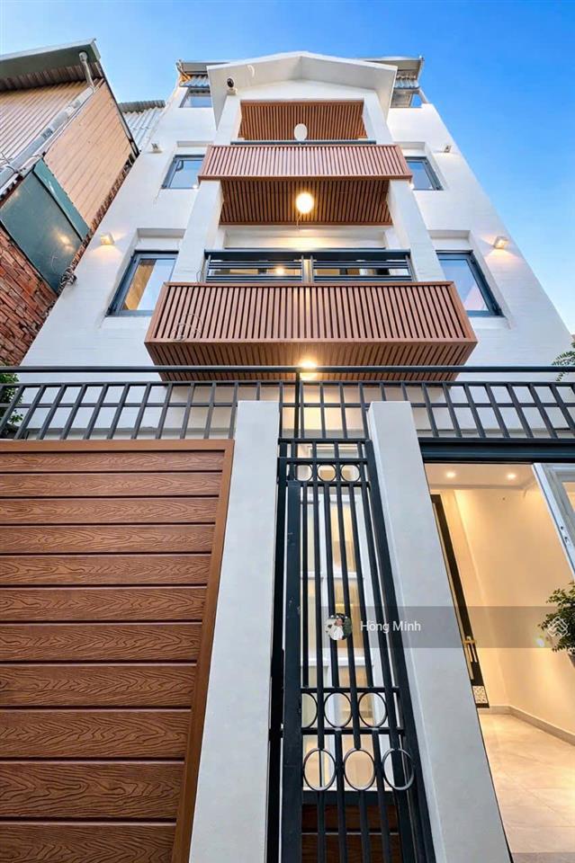 Bán nhà huỳnh văn bánh, phú nhuận, 48m2  4 tầng  mới  full nội thất  giá 6.9 tỷ