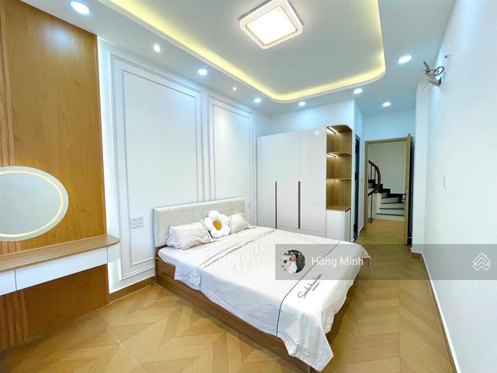 Bán nhà hẻm hoàng văn thụ, phú nhuận, dt 50m2, 5 tầng, 4pn, mới, full nội thất, vào ở liền, 6.75 tỷ