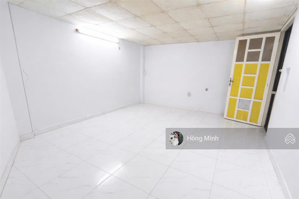 Bán nhà hẻm trần hưng đạo, quận 1, dt 22m2, 2 tầng, giá 3.25 tỷ