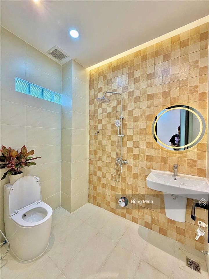 Bán nhà hẻm hoa sữa, p.7, phú nhuận, dt 60m2, 2 tầng, 3 phòng ngủ, mới, vào ở liền, giá 7.55 tỷ