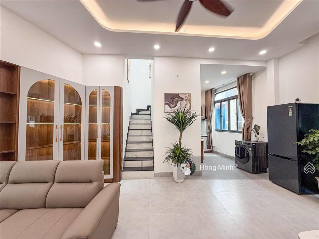 Bán nhà phan xích long, phú nhuận, dt 7x7m, 2 tầng, 3pn, full nội thất, vào ở liền, giá 6.25 tỷ