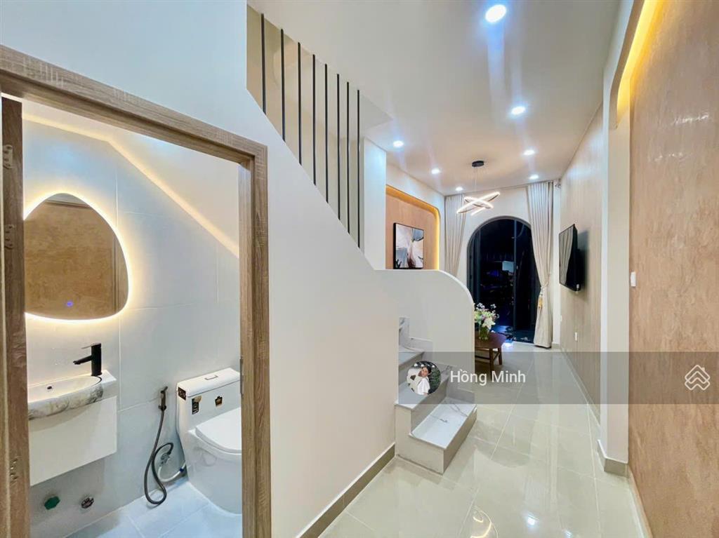 Bán nhà hẻm xe hơi đoàn thị điểm, phú nhuận, dt 28m2, 2 tầng, 2pn, full nội thất, giá 5.48 tỷ