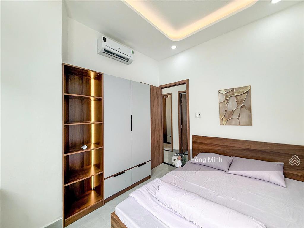 Nhà mới vạn kiếp  ngay khu phan xích long  tặng full nội thất  chỉ 5.75 tỷ