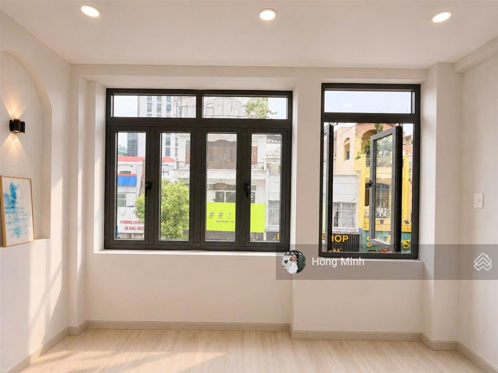 Bán nhà mặt tiền huỳnh văn bánh, p. 17, dt 95m2 sd, 4 tầng, 8pn, mới, ở liền, 10,9 tỷ
