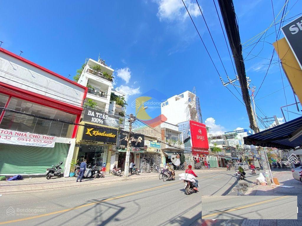 Bán nhà mặt tiền nơ trang long, p.11, dt 5x14m, giá 13,9 tỷ