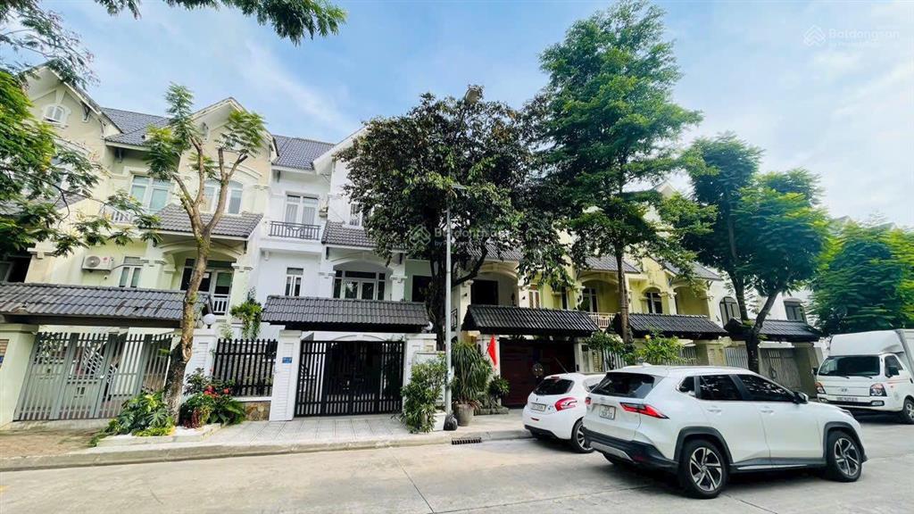 Biệt thự an khang căn góc 250m², vị trí đắc địa, đối diện chung cư, kinh doanh tốt, giá thỏa thuận