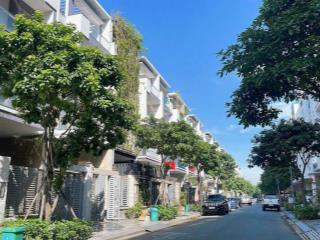Giá tốt tại kđt vạn phúc, dt 5x21m hầm 4 tầng, hoàn thiện cao cấp có thang máy, giá bán 19 tỷ
