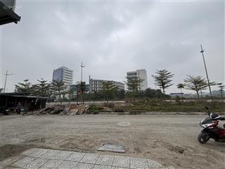 Chính chủ bán 77,6m2 dịch vụ an thượng đối diện hv chính sách mặt đường 50m  giá tốt