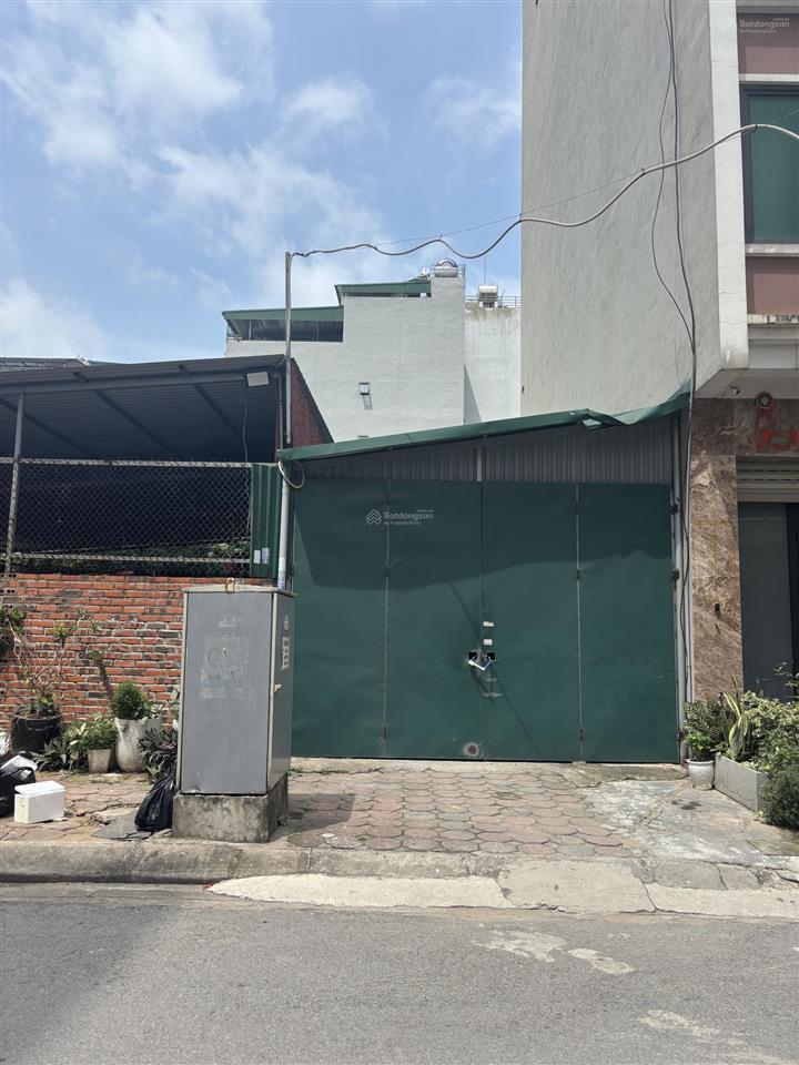 Đất đấu giá dương nội  cách 15m ra đường lê quang đạo  giá đầu tư