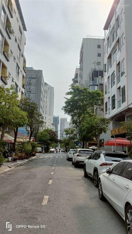 Cần bán căn nhà 3 tầng lô góc giá rẻ đường phan tôn khu phố tây an thượng cách biển chỉ có 200m