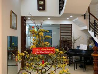 Cần bán gấp căn nhà 3 tầng giá rẻ đường hoàng xuân nhị gần tố hữu thuộc quận hải châu tp đà nẵng.