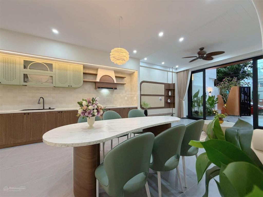Cần bán gấp căn nhà 3 tầng giá rẻ đường huỳnh ngọc đủ phường hoà xuân, cẩm lệ tp đà nẵng