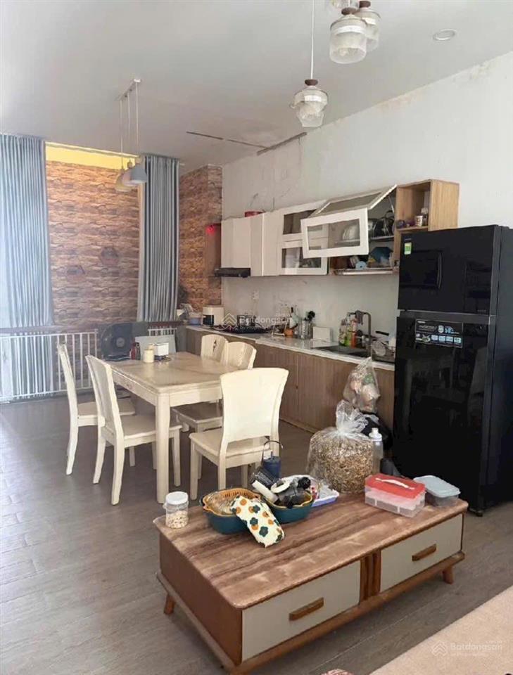 Cần bán gấp căn nhà 3 tầng giá rẻ đường hàn thuyên phường hoà cường tp đà nẵng.