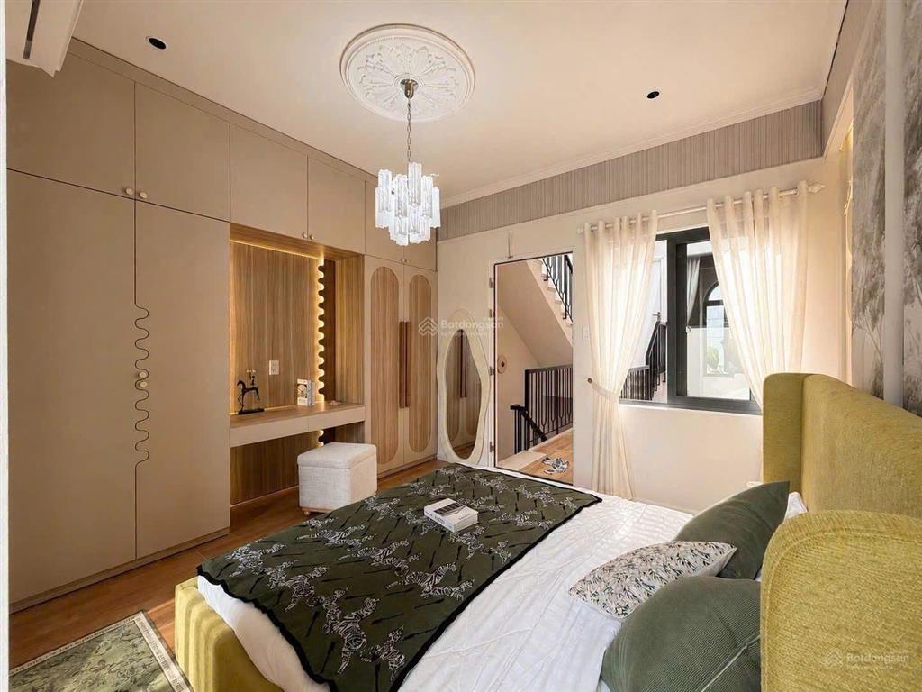 Cần bán gấp căn homestay 4 tầng giá rẻ tại khu biển mỹ khê tp đà nẵng