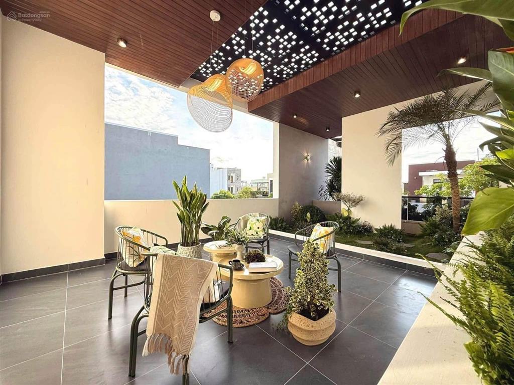 Cần bán gấp nhà 3 tầng giá rẻ đường thanh lương 18 thuộc phường hoà xuân tp đà nẵng