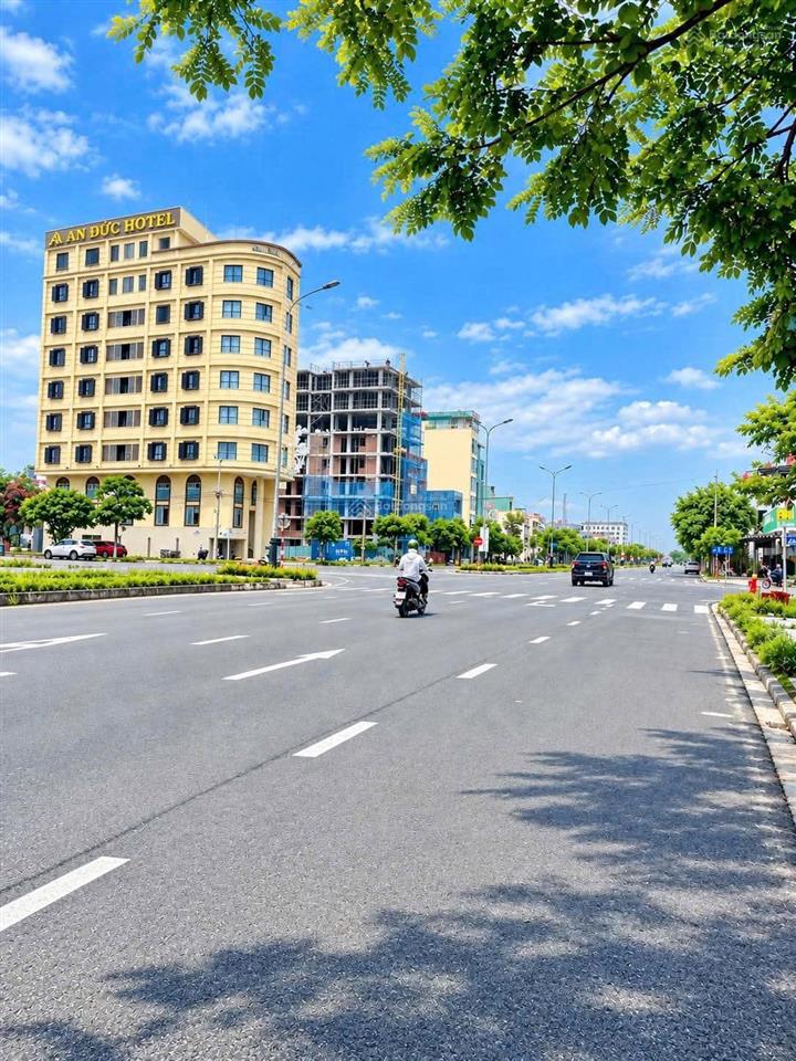 Cần bán gấp 1 cặp đất mặt tiền đường minh mạng gần với biển sơn thuỷ thuộc quận ngũ hành sơn