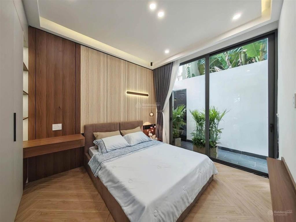 Cần bán gấp căn nhà 3 tầng giá rẻ đường cồn dầu 2 thuộc phường hoà xuân tp đà nẵng