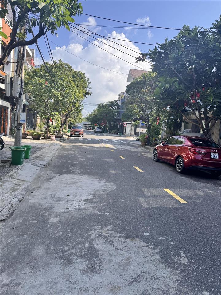 Cần bán gấp lô góc đường trần cừ và phần lăng 14 thuộc phường an khê thành phố đà nẵng.