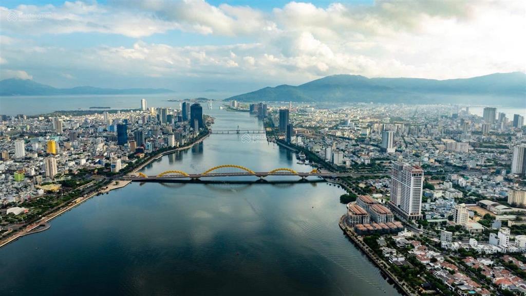 Cho thuê căn 3 phòng ngủ view mặt nước sông hàn luxury cao cấp tại the ponte