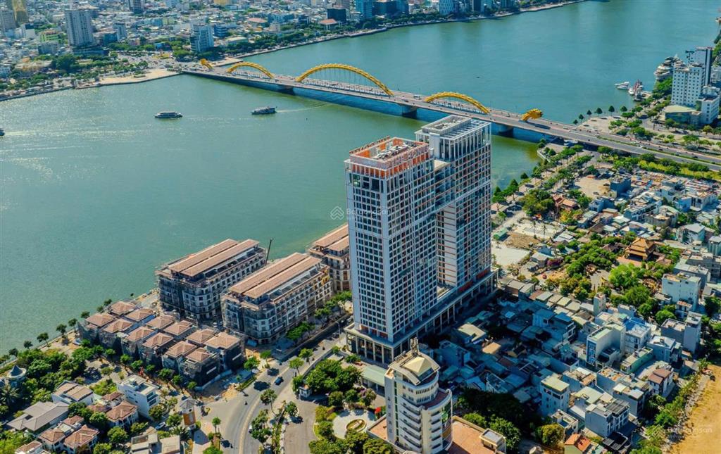 Cho thuê căn 3 phòng ngủ view mặt nước sông hàn luxury cao cấp tại the ponte